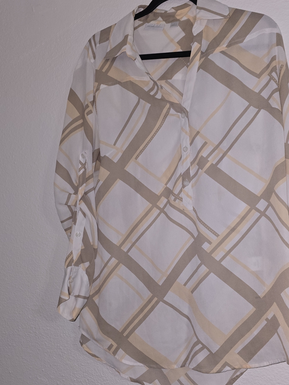 New York & Company Beige and White Geometric Button-Down Shirt